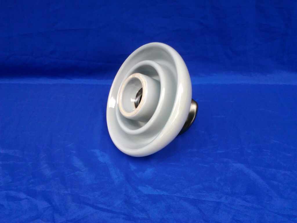 Pin Type Insulators ANSI 55-5 - Pingxiang Zhaotong Porcelain Insulator ...